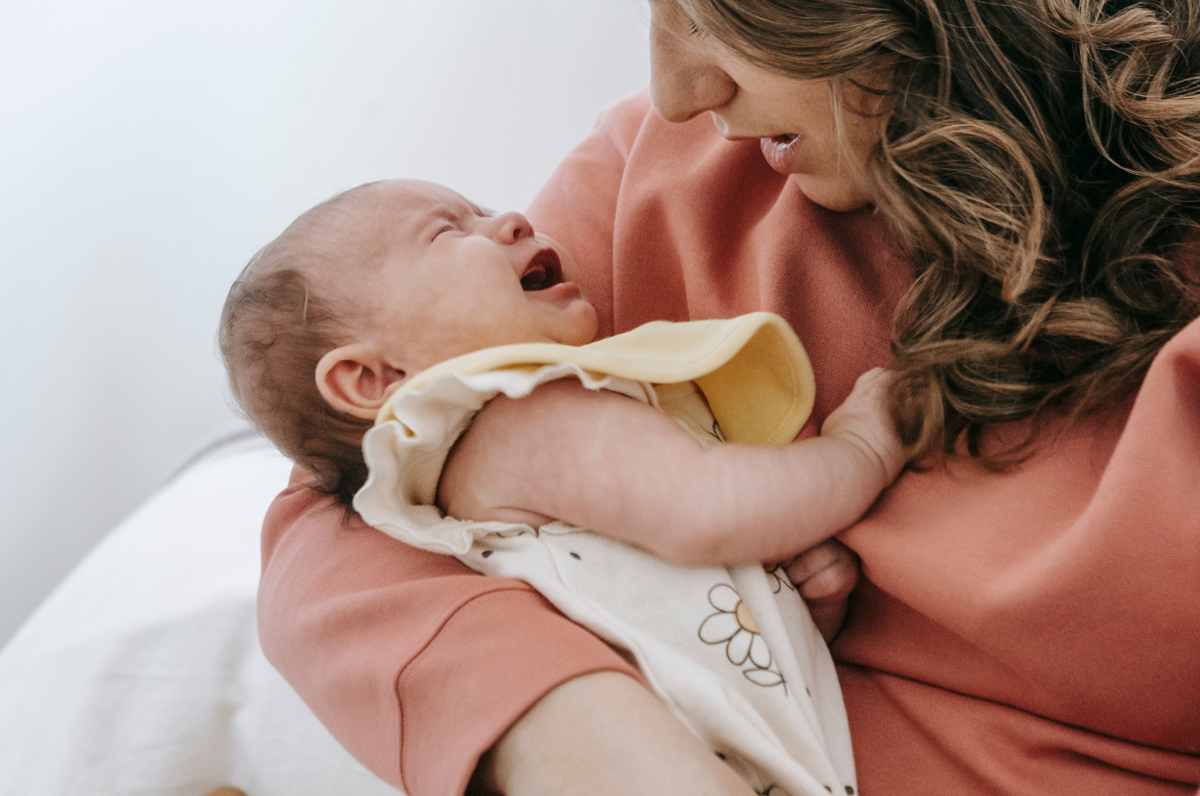 is-your-breastfed-baby-allergic-to-dairy-boobie-foods